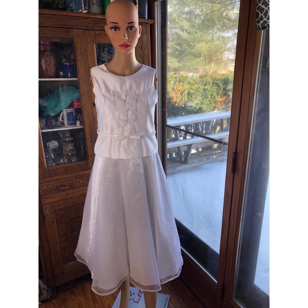 Kids White Floral Embroidery Waist Ribbon Sleeveless Dress 14